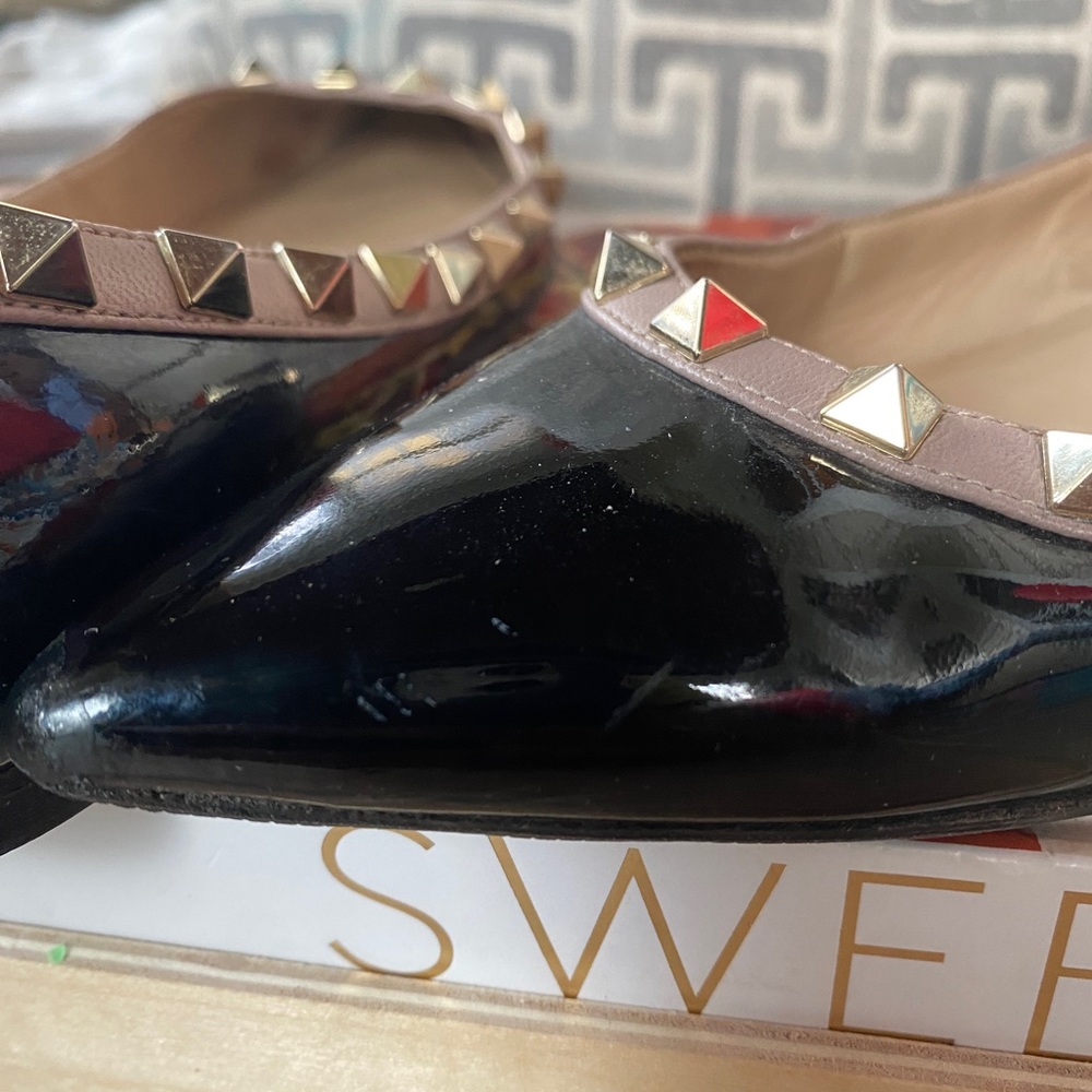 AUTHENTIC VALENTINO ROCKSTUD FLATS. - Picture 4 of 5